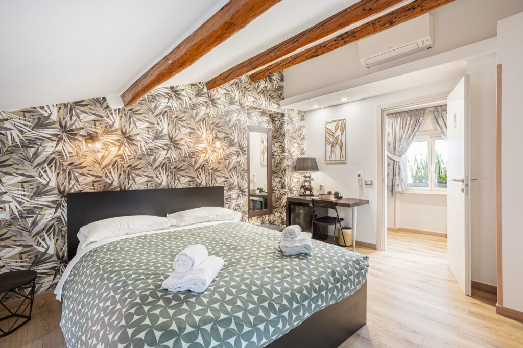 Photo Structure